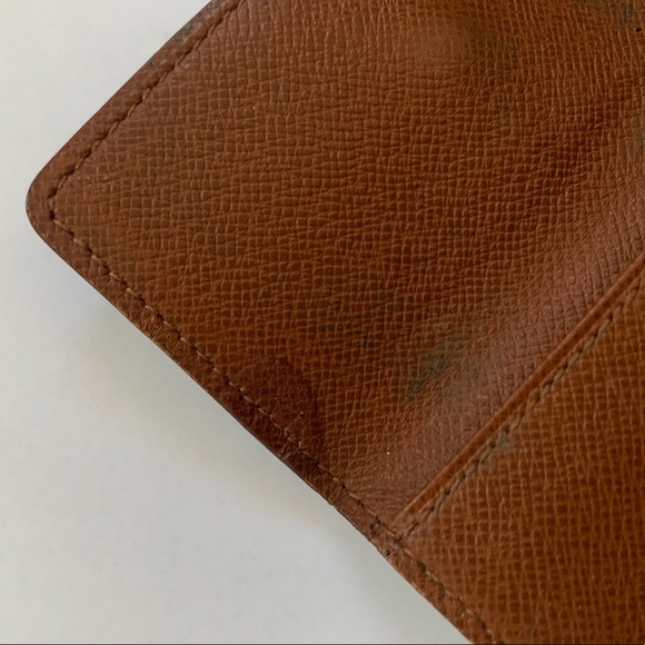 Vintage Louis Vuitton Monogram 6 Keyholder - Picture 7 of 9